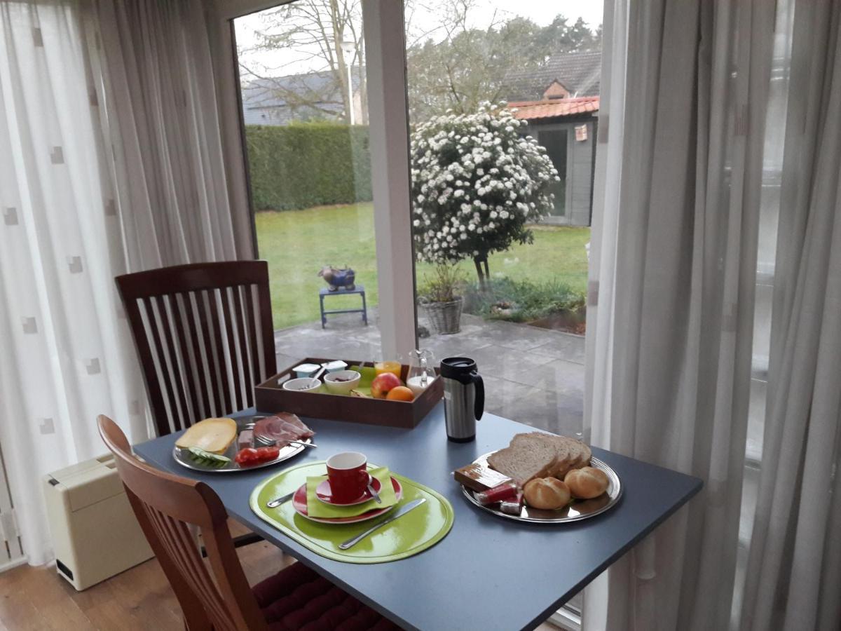 B&B 'T Gezellig Huizeke Zoersel Exterior photo
